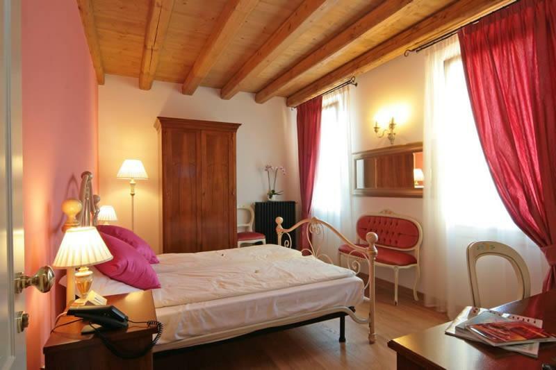 Locanda Al Ponte De Fero Езоло Экстерьер фото